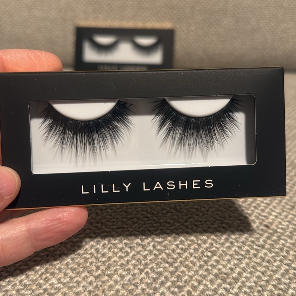 Lilly Lashes Boston Atlanta faux mink synthetic 2 pair - Picture 5 of 7